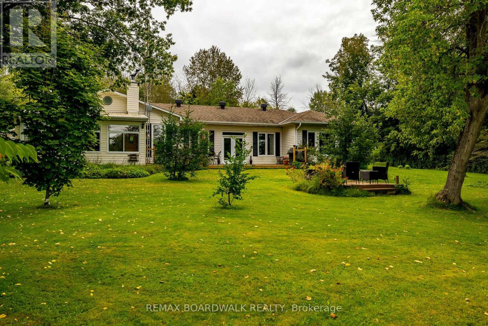 875 CORKTOWN ROAD - 29