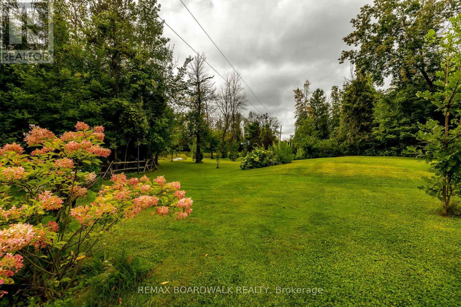 875 CORKTOWN ROAD - 37