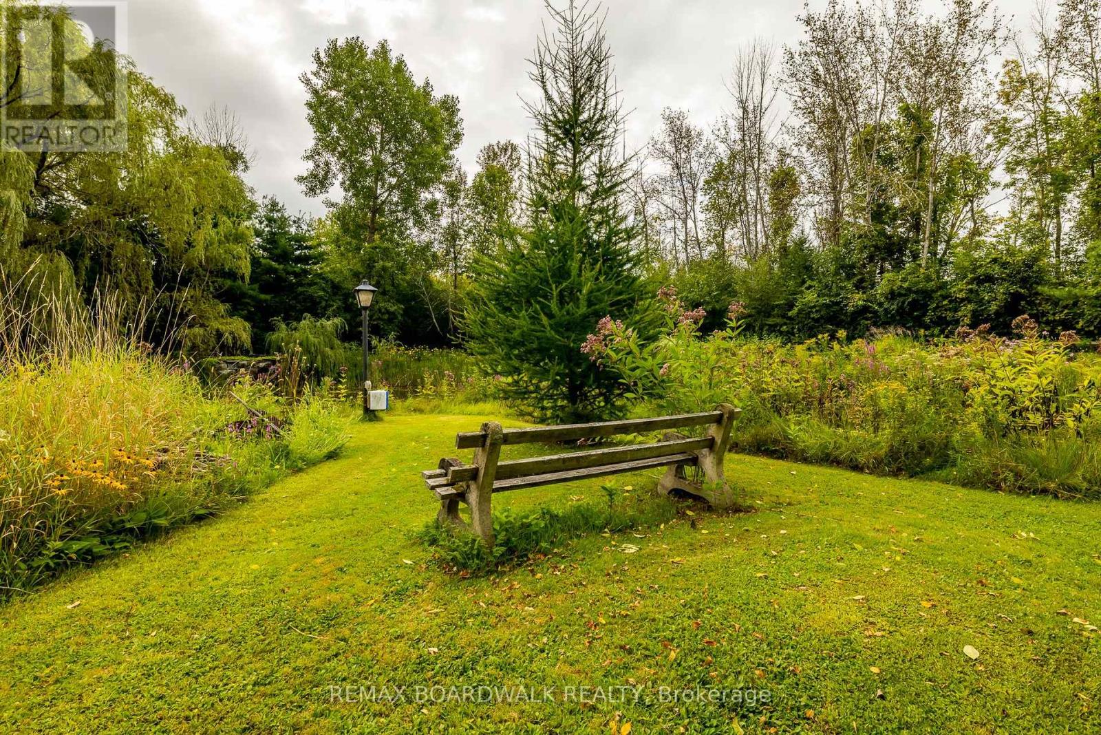 875 CORKTOWN ROAD - 44