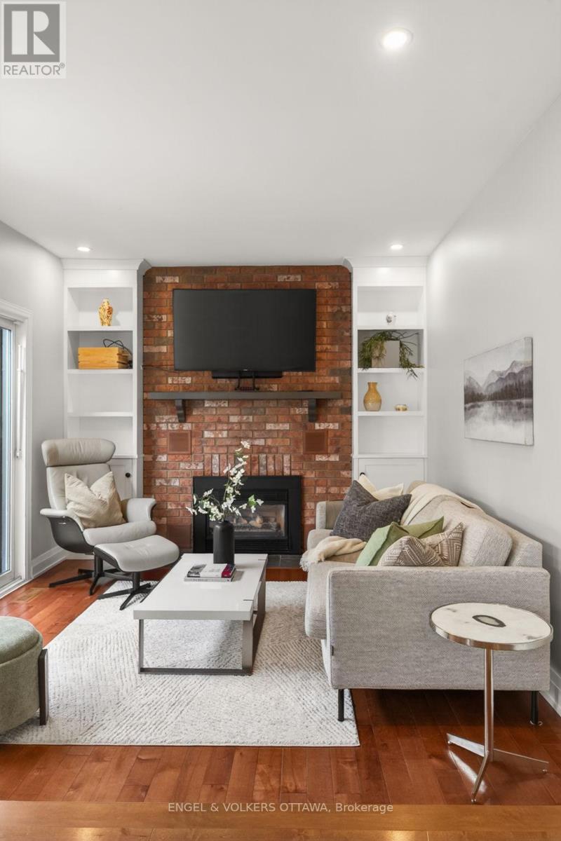 12 MANCIL DRIVE - 18