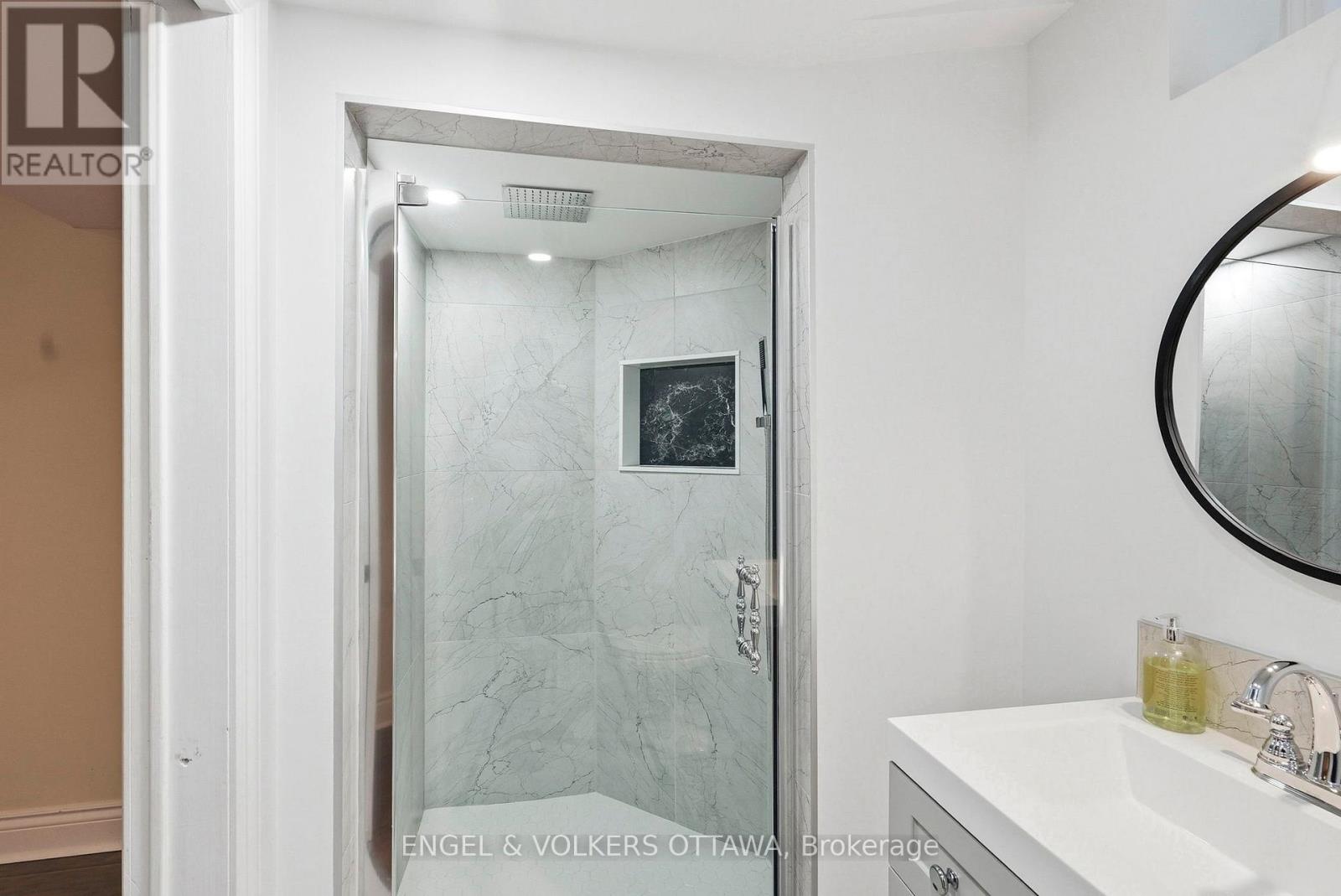 12 MANCIL DRIVE - 38