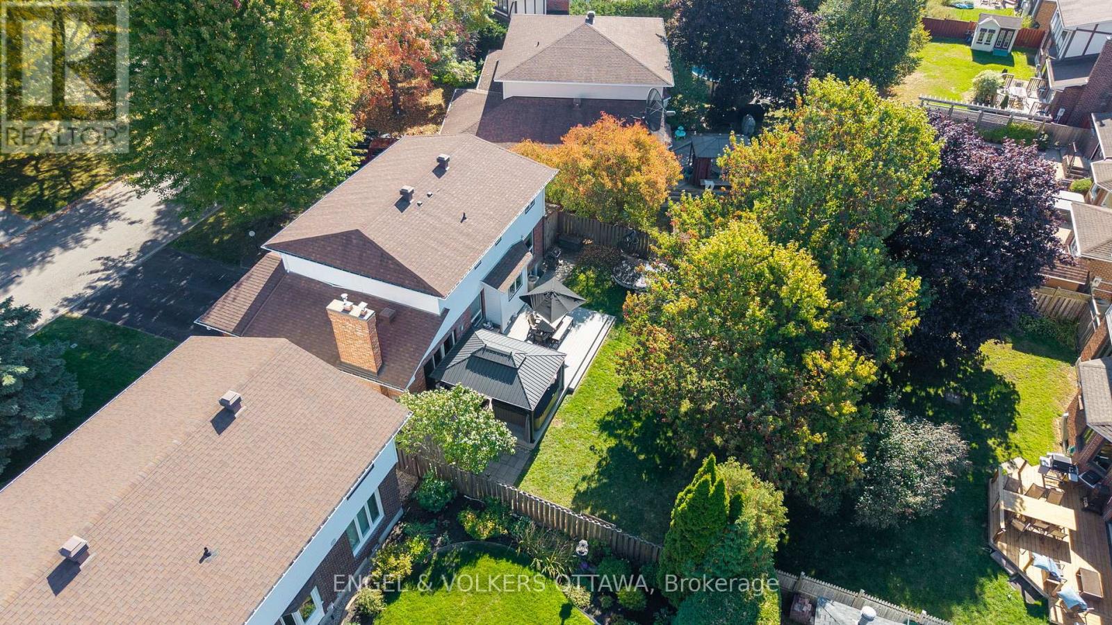 12 MANCIL DRIVE - 43