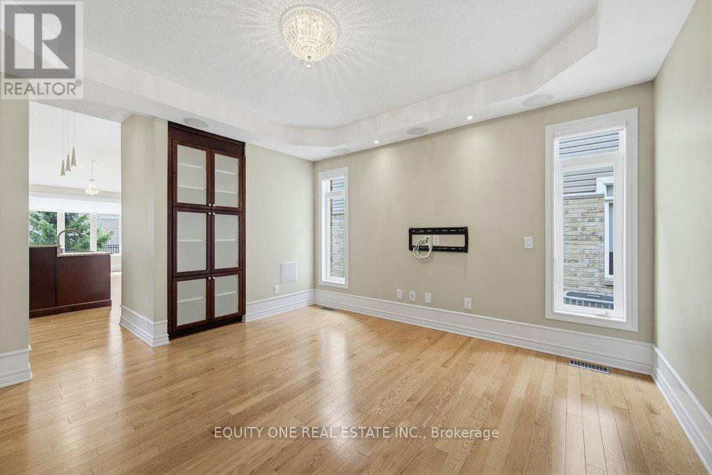 201 TRAILGATE STREET - 16