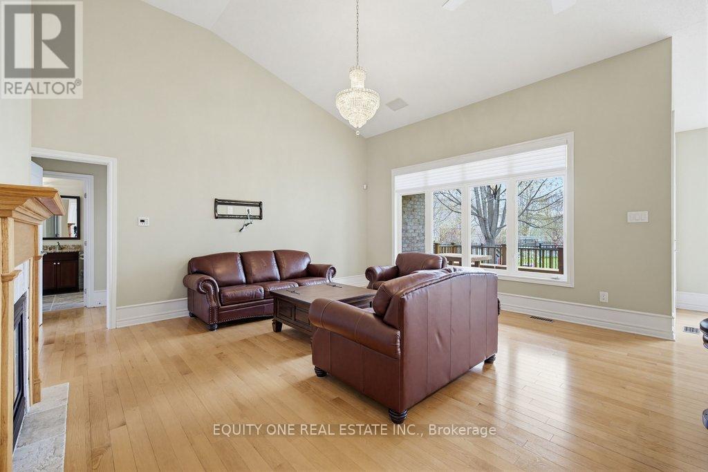 201 TRAILGATE STREET - 20