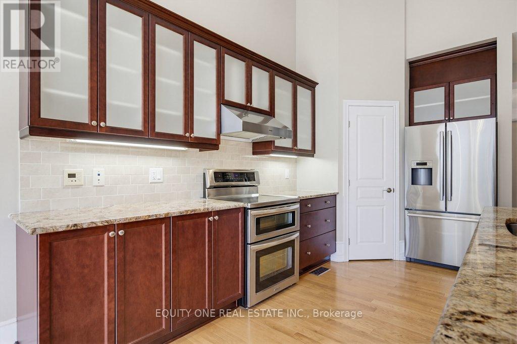201 TRAILGATE STREET - 26