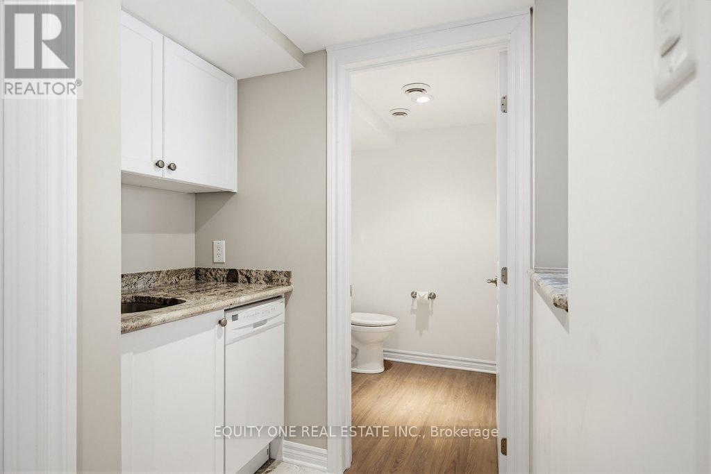 201 TRAILGATE STREET - 46