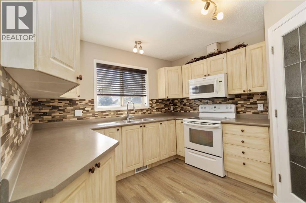 124 Grizzly Bay, Fort McMurray