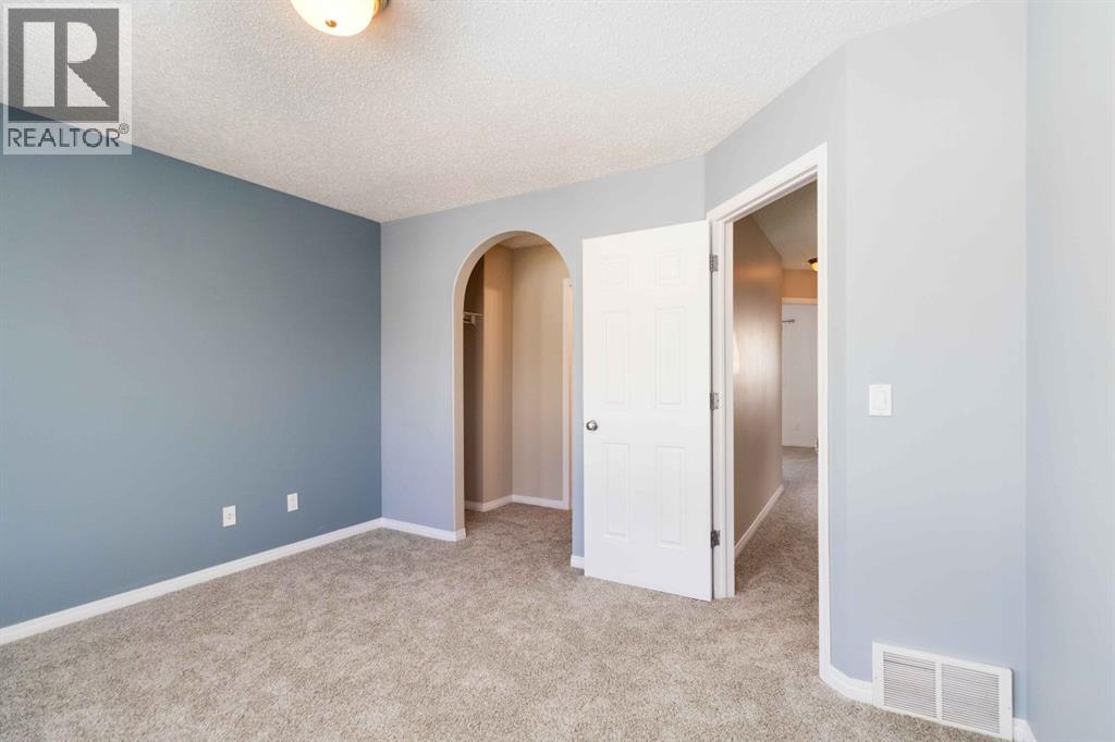 124 Grizzly Bay, Fort McMurray