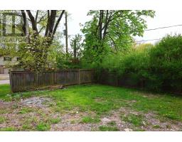 74 Summit Avenue, Welland, ON L3C4G7 Photo 8