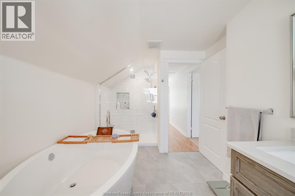 3094 BRUCE, Windsor, Ontario, N9E1W4 — Photo 9
