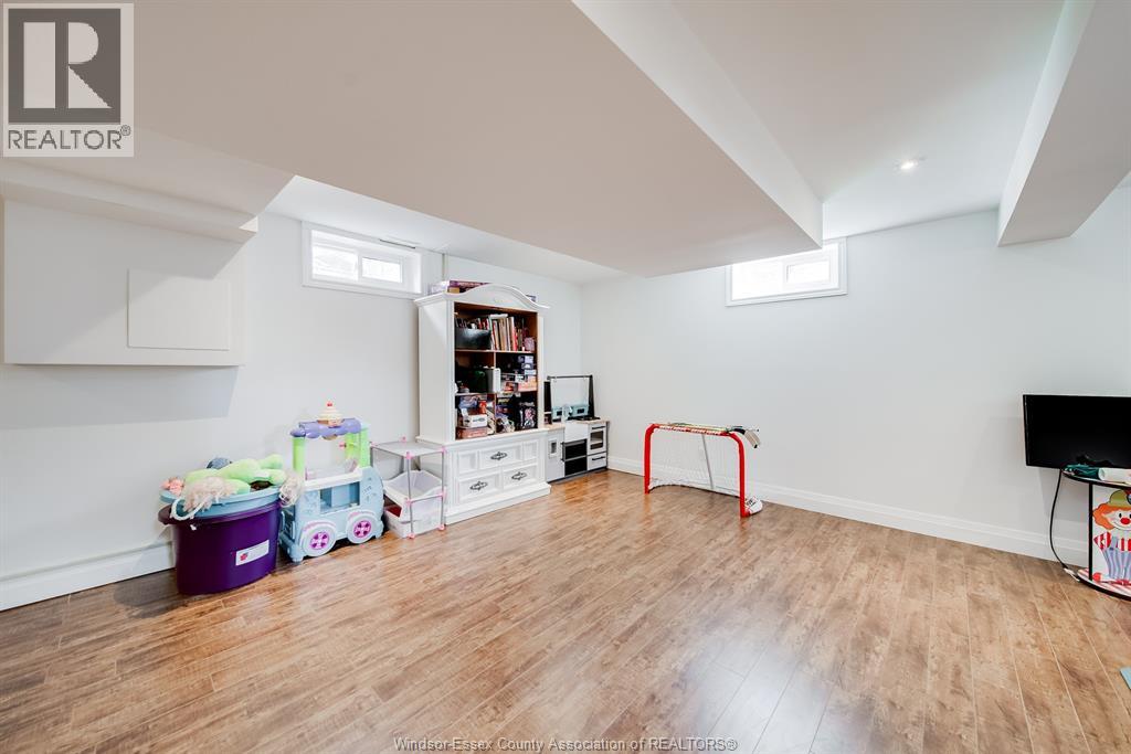 3094 BRUCE, Windsor, Ontario, N9E1W4 — Photo 29