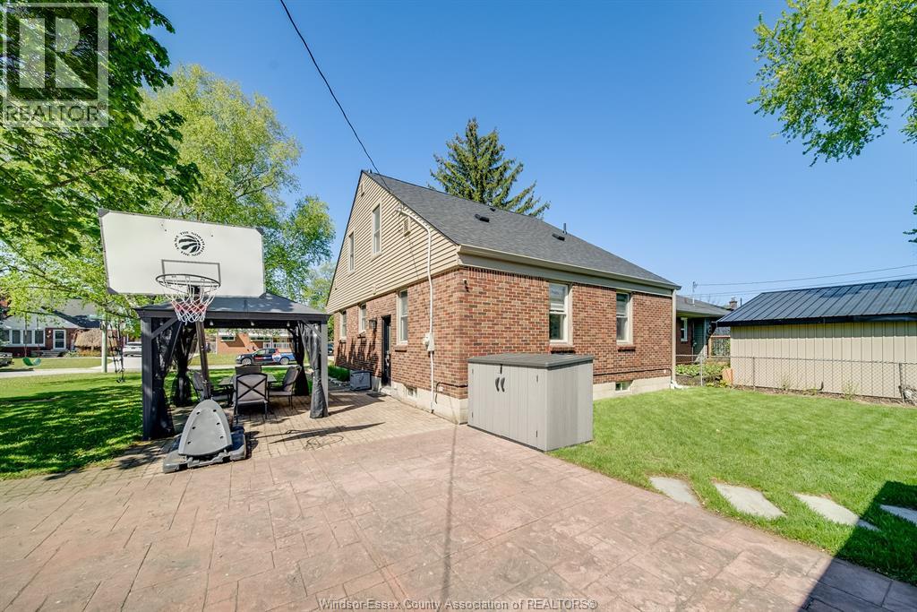3094 BRUCE, Windsor, Ontario, N9E1W4 — Photo 10