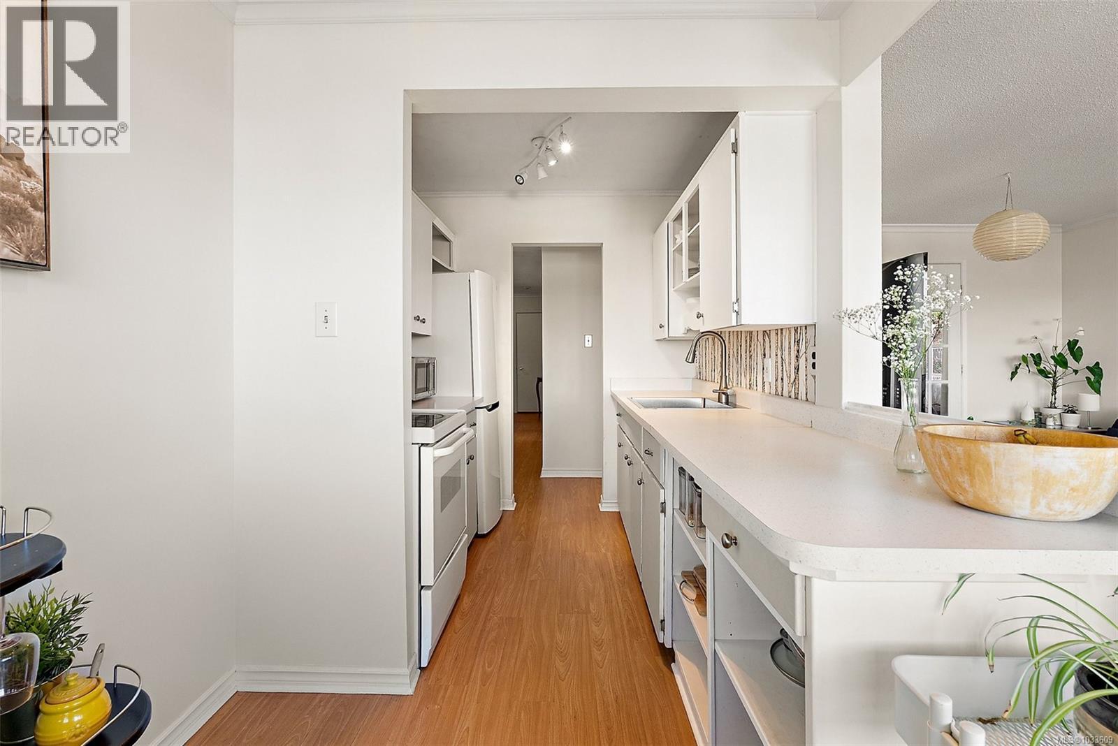 309 964 Heywood Avenue, Victoria