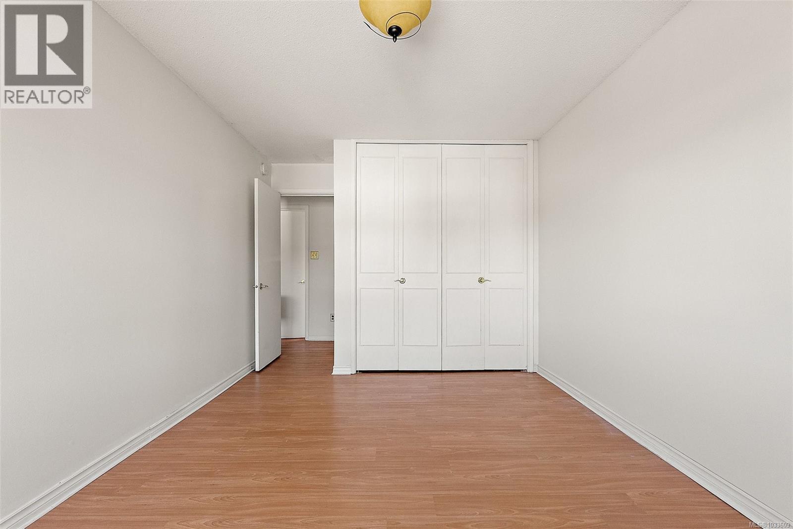 #309 964 Heywood Ave - 14