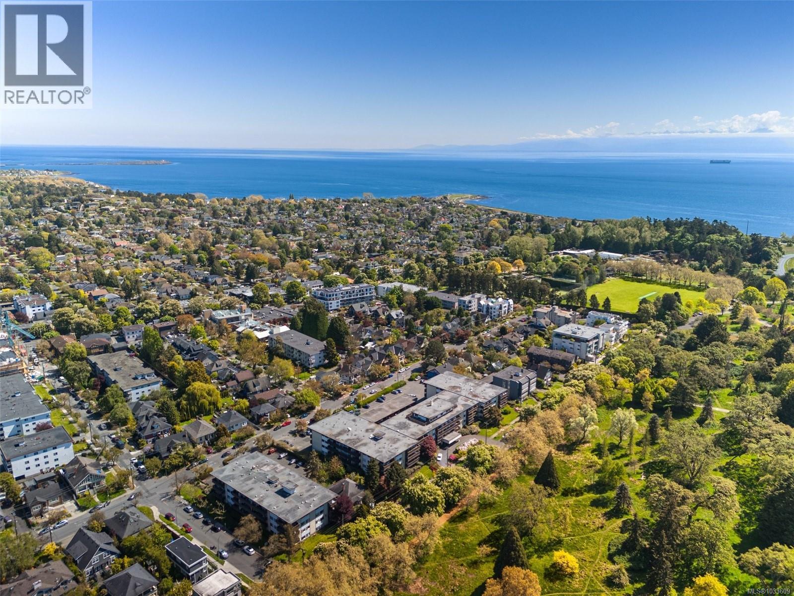 309 964 Heywood Avenue, Victoria