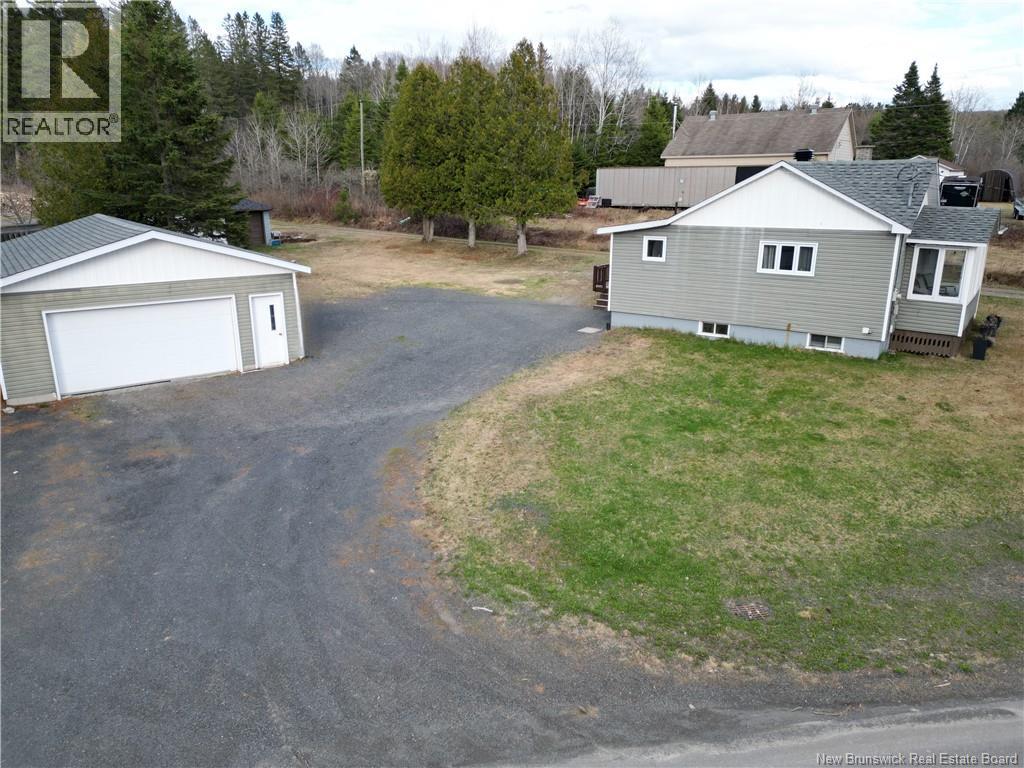 35 Titus Road - 32