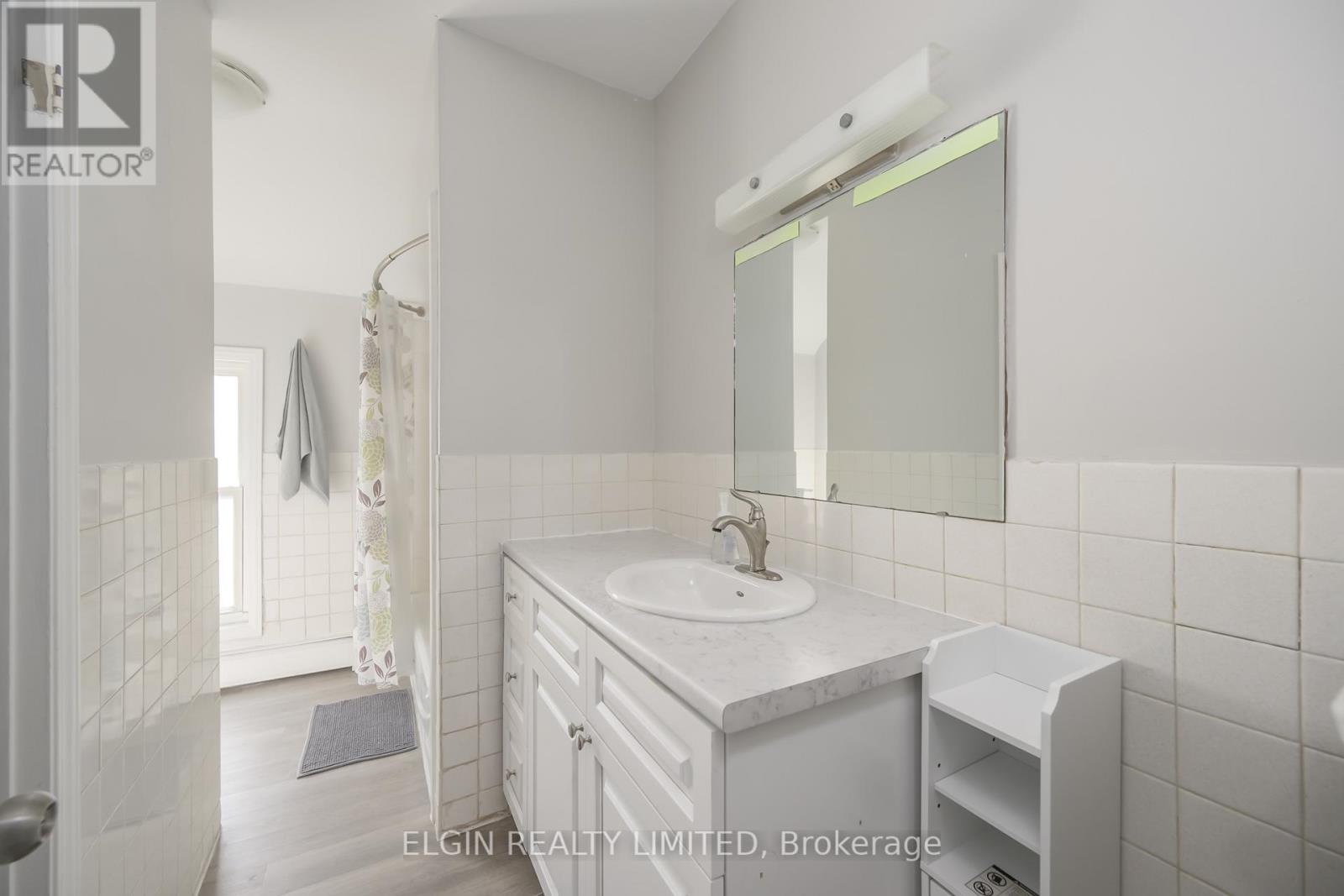 35-37 KAINS STREET - 17