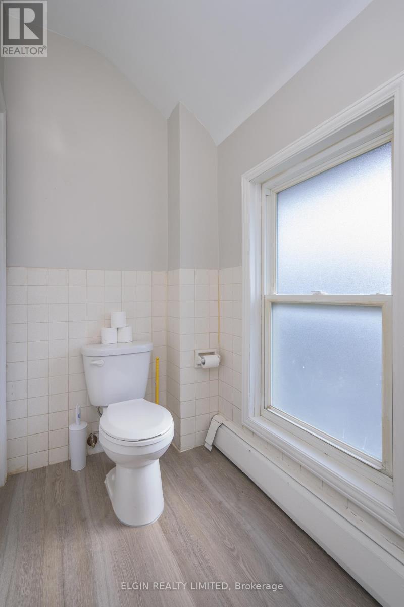 35-37 KAINS STREET - 20