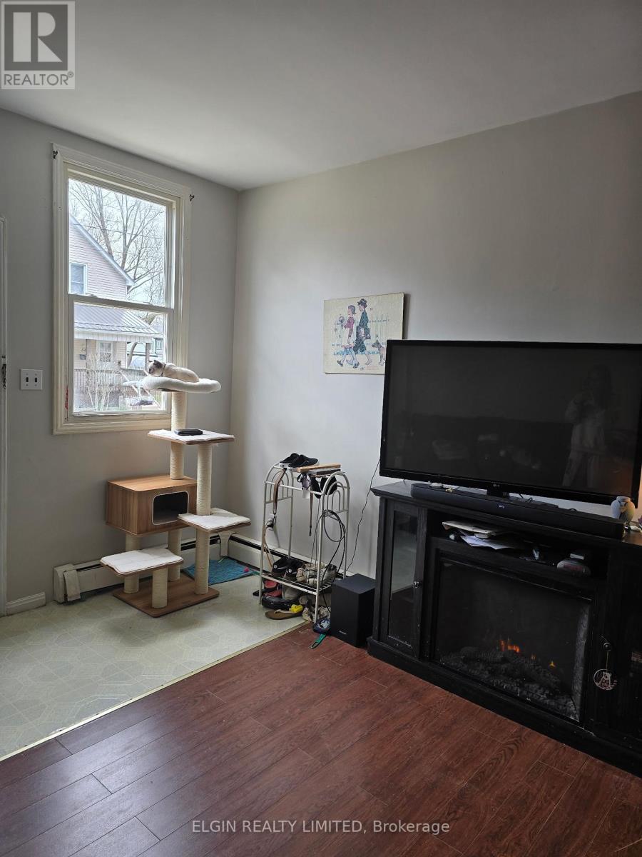35-37 KAINS STREET - 24
