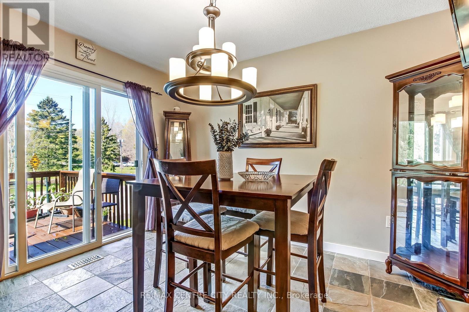 #29 301 CARLOW ROAD - 10
