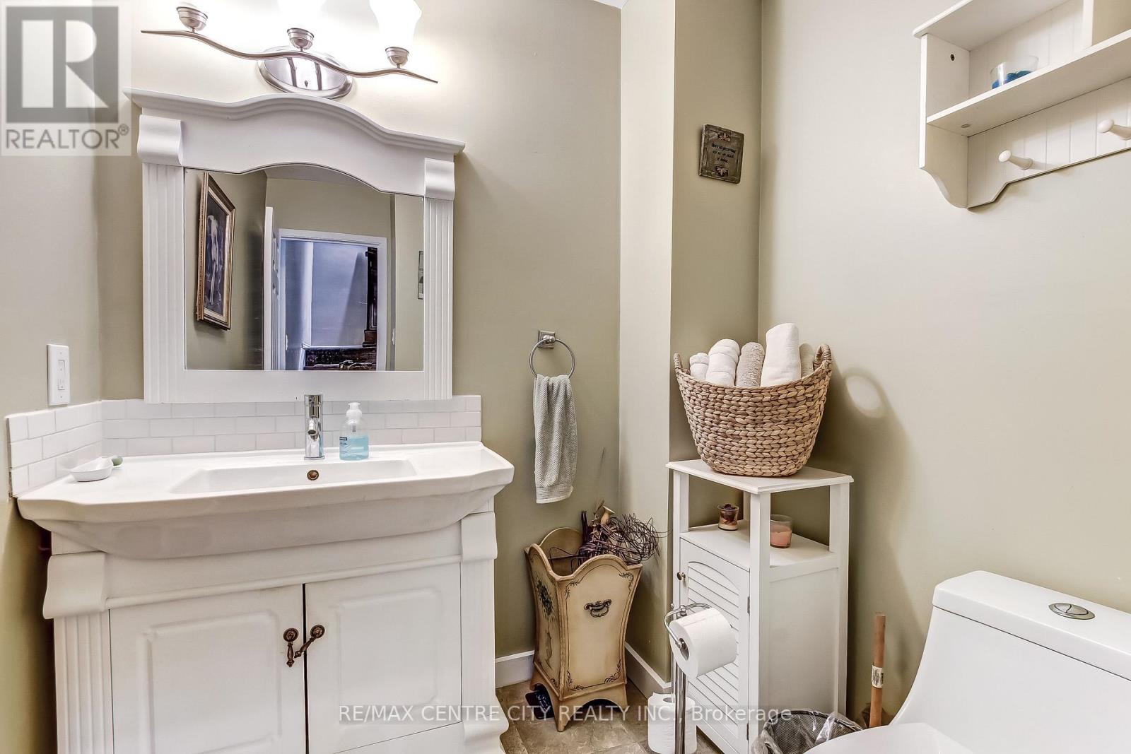 #29 301 CARLOW ROAD - 16