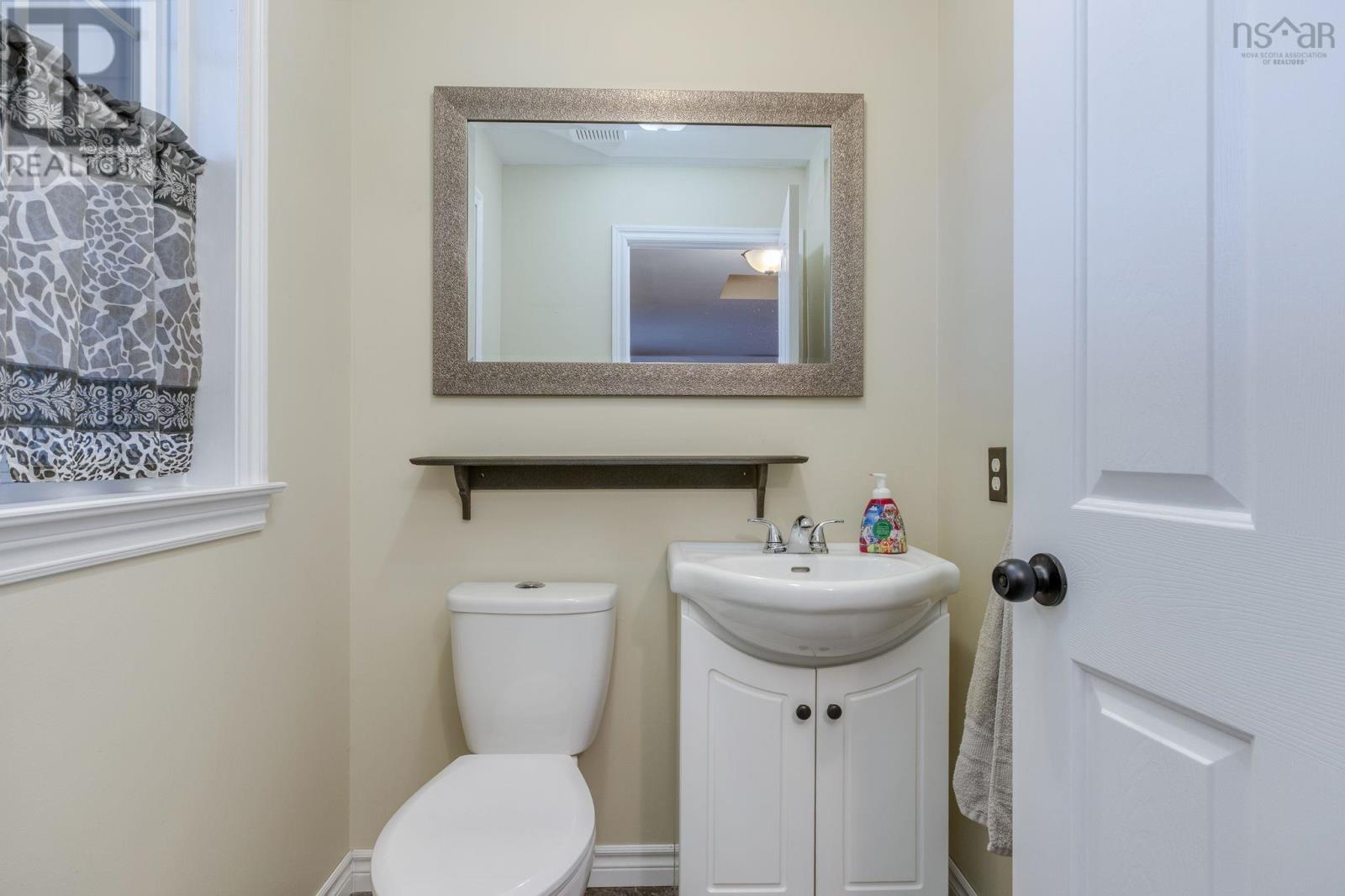 Property 38 of 40 of 107 Lancaster Drive