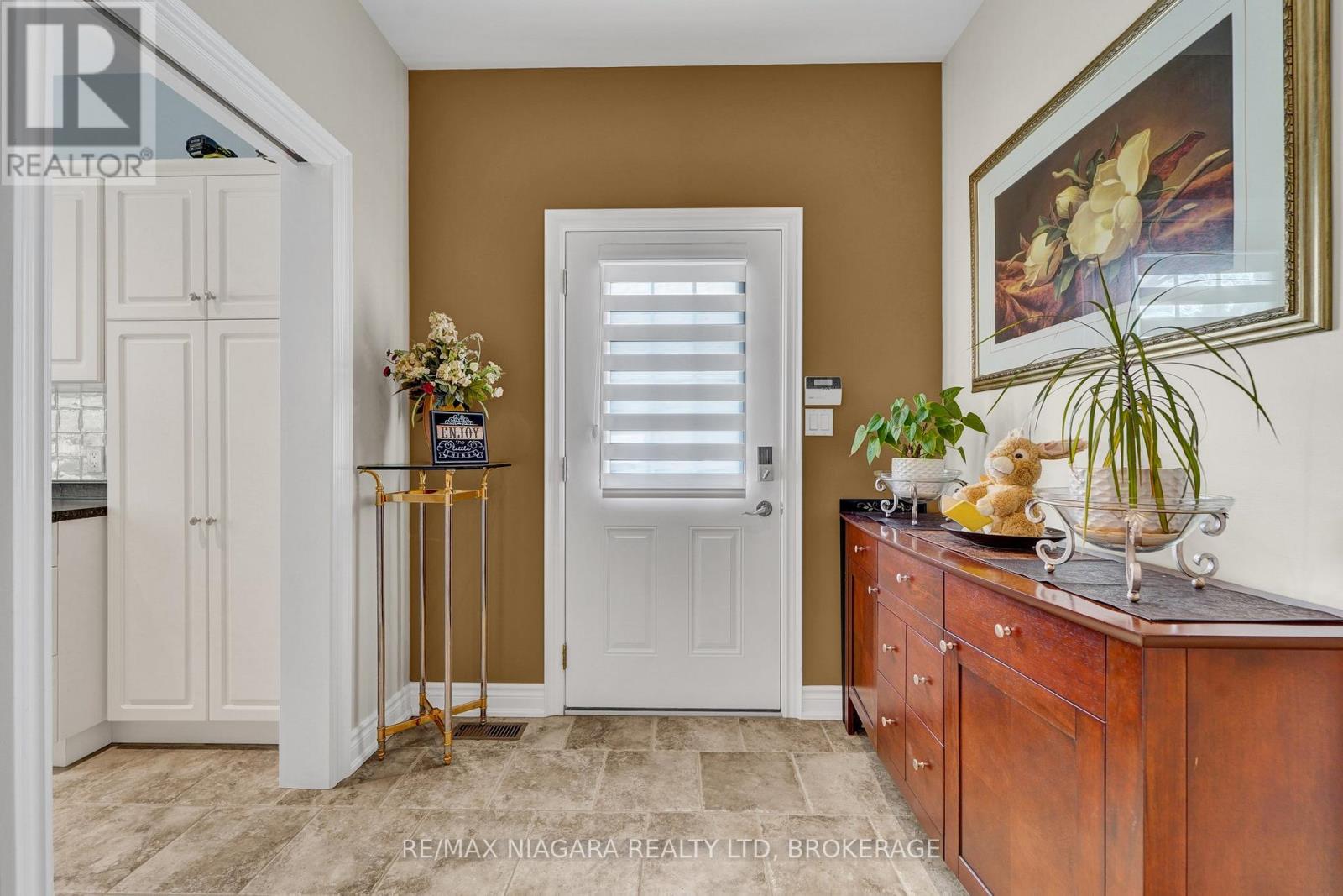 8018 CATHEDRAL DRIVE - 24