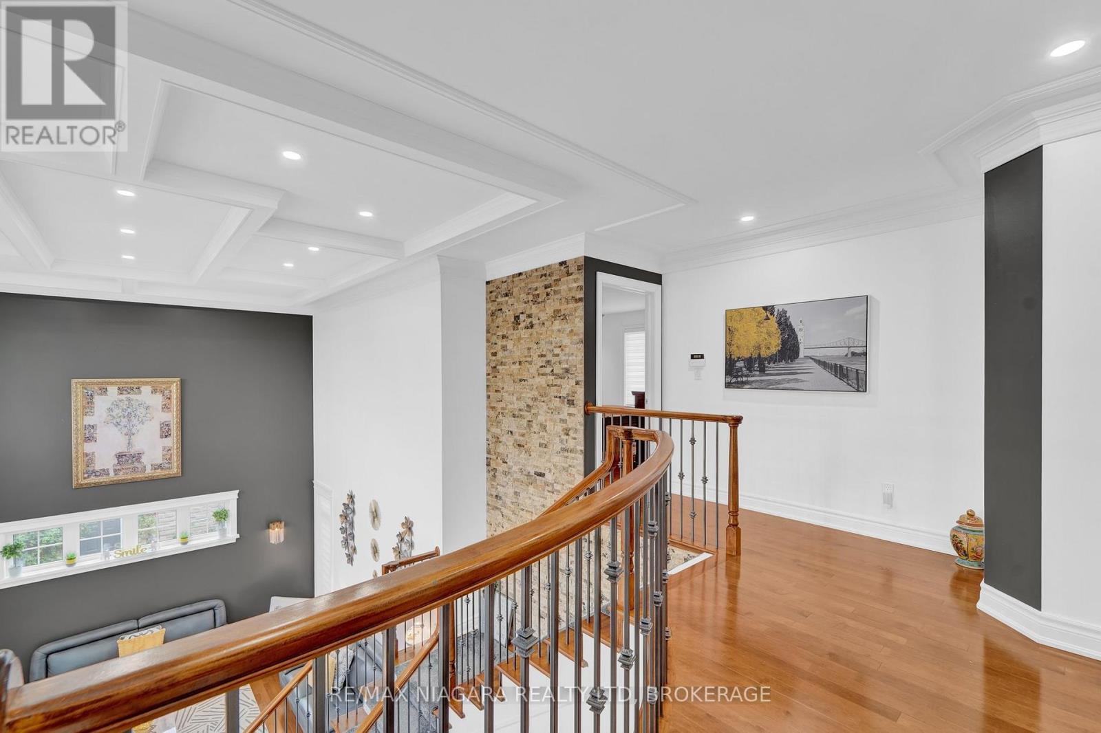 8018 CATHEDRAL DRIVE - 25