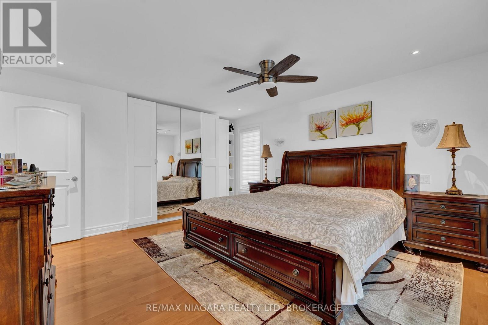8018 CATHEDRAL DRIVE - 33