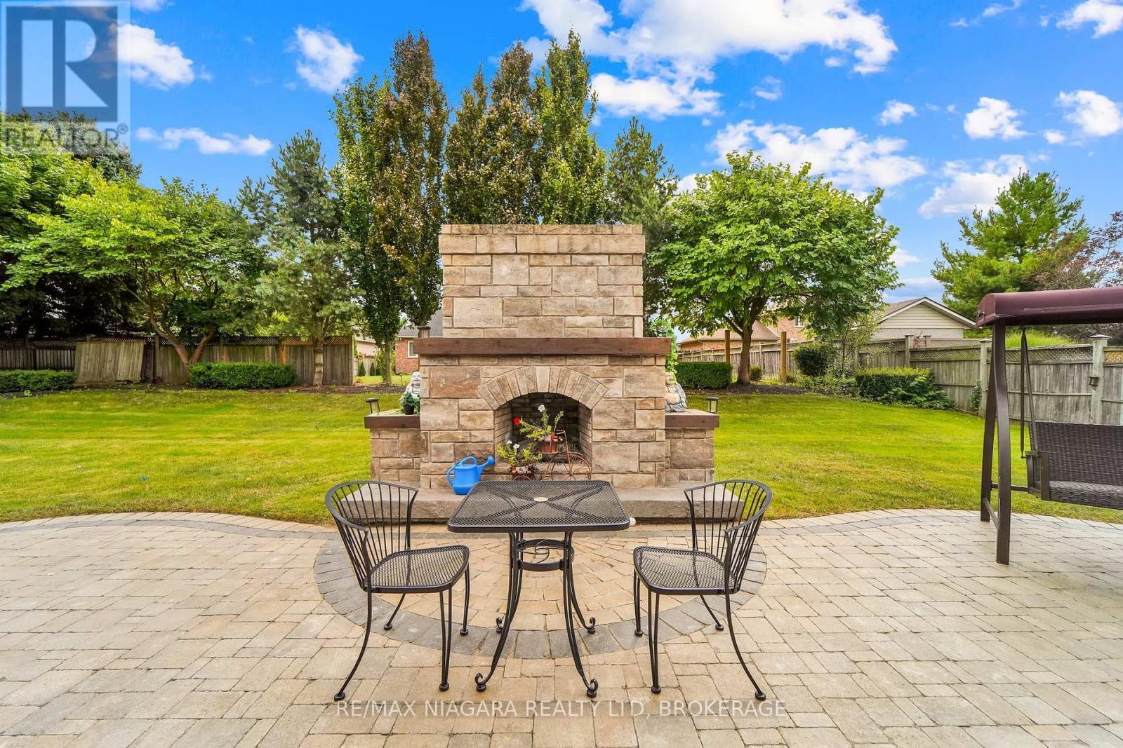 8018 CATHEDRAL DRIVE - 46