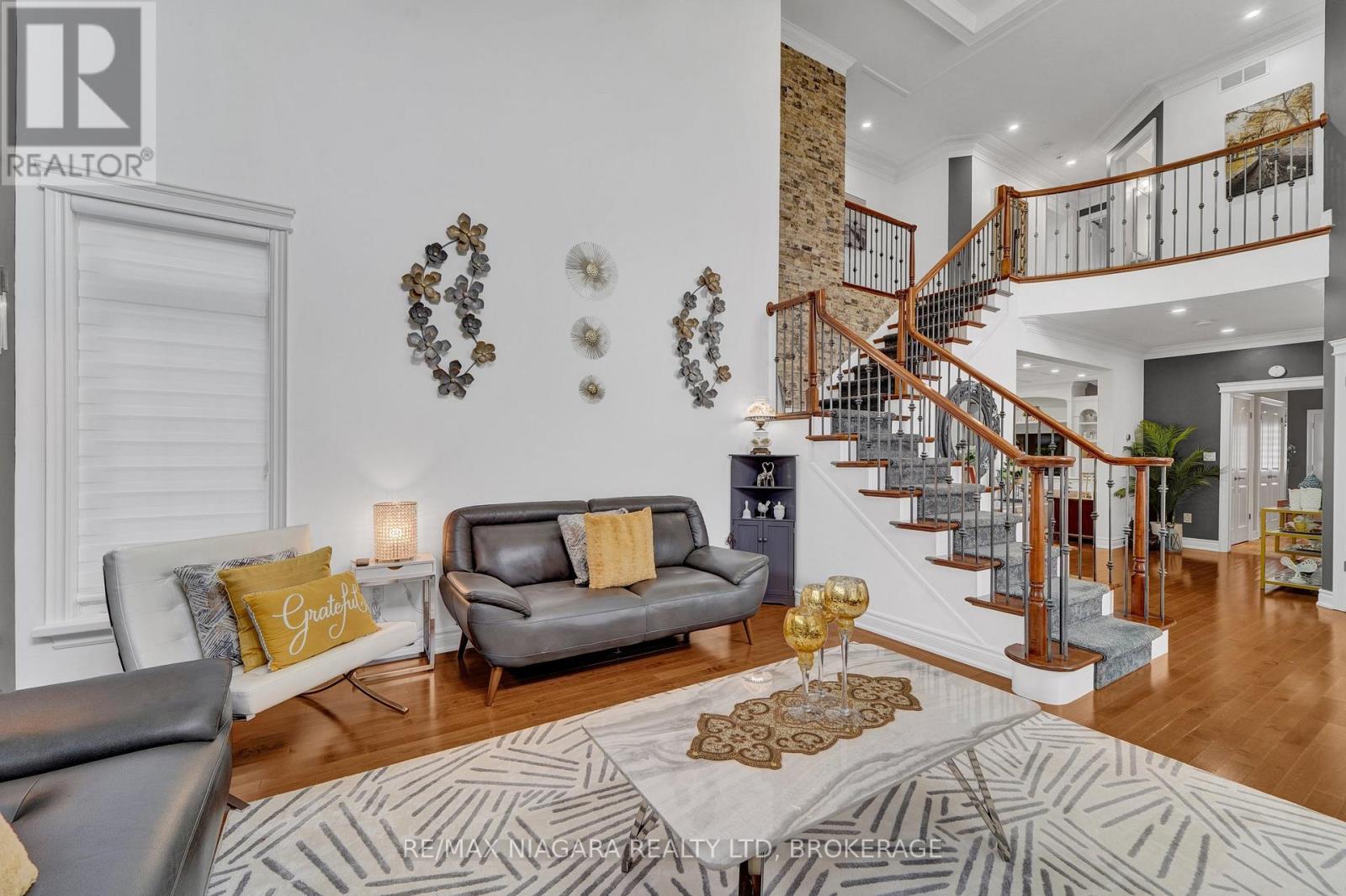 8018 CATHEDRAL DRIVE - 7