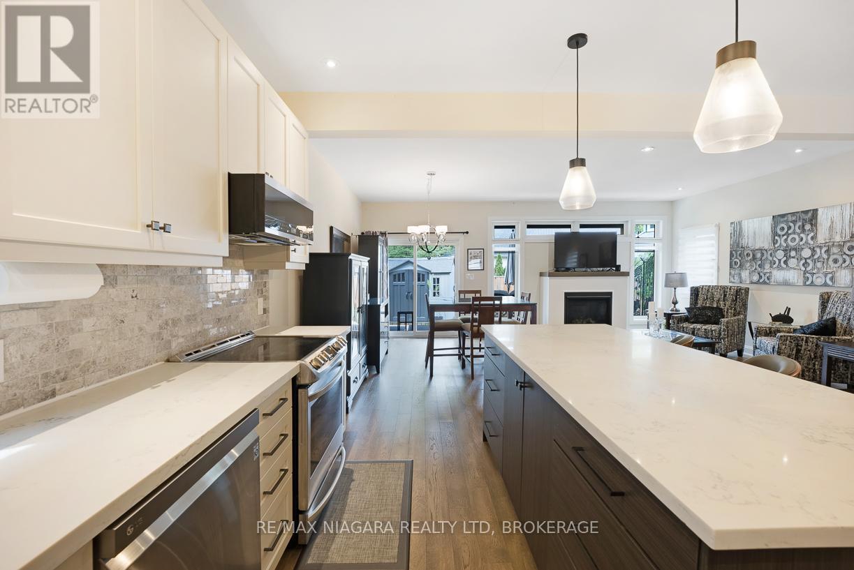 77B BROADWAY - 12