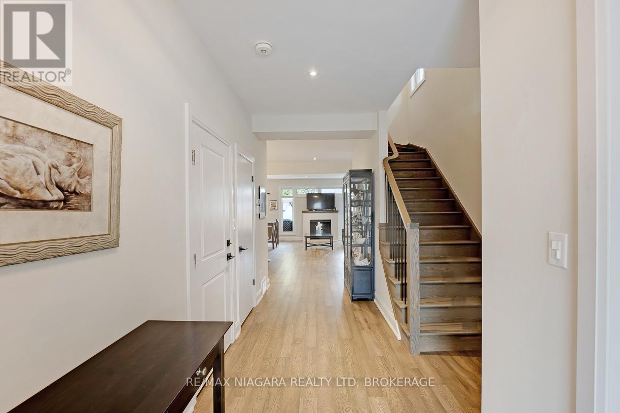 77B BROADWAY - 5