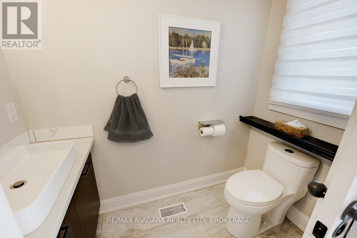 77B BROADWAY - 7