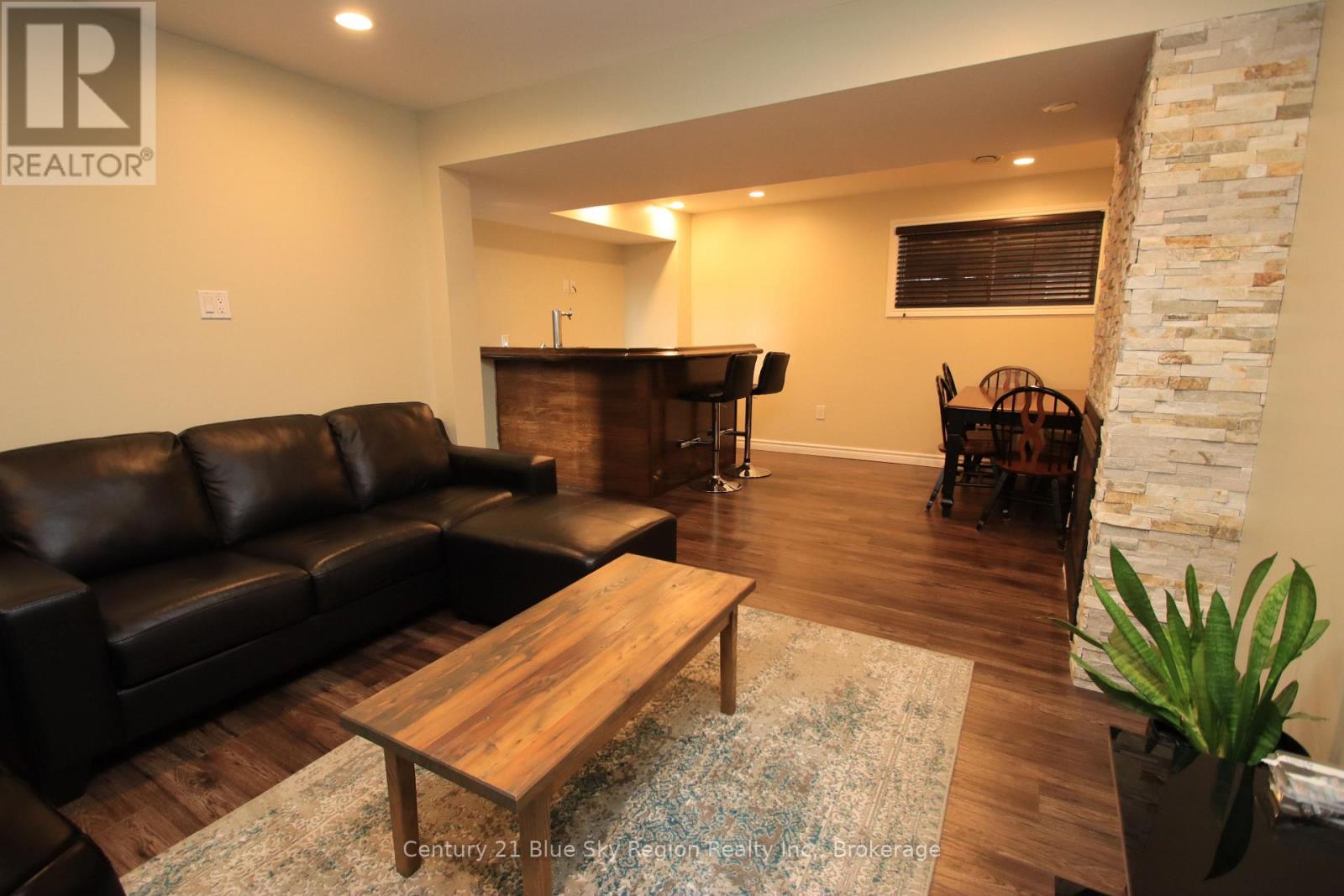 127 BENNETT STREET - 21