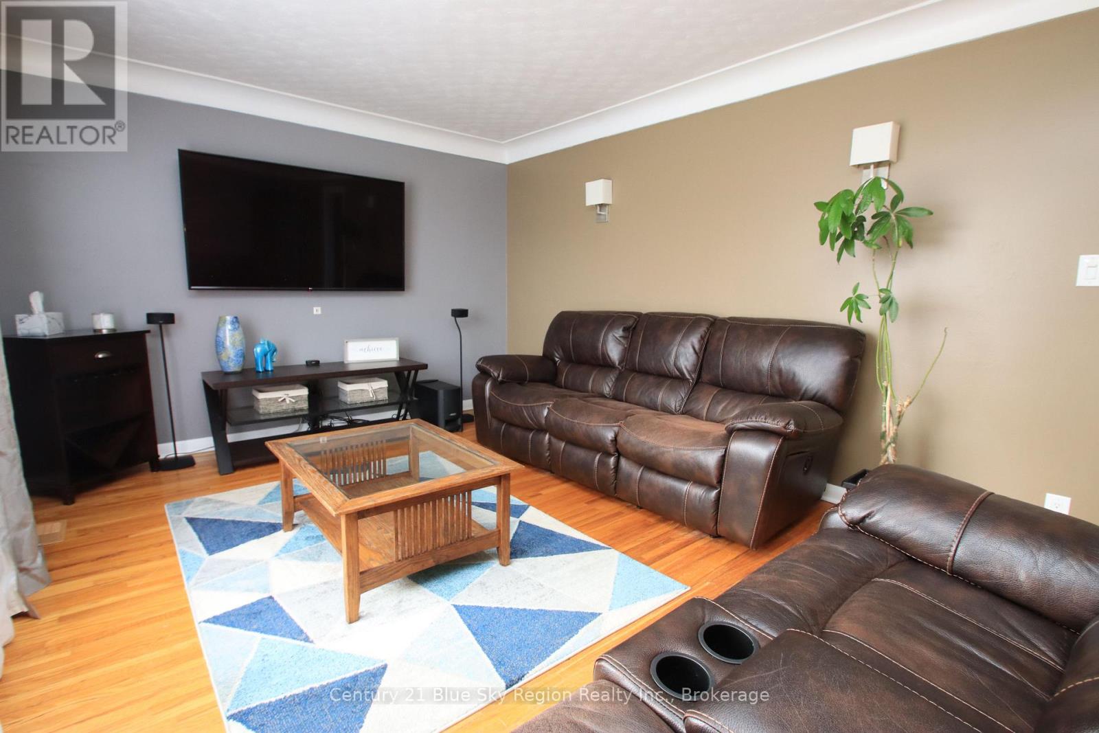 127 BENNETT STREET - 6