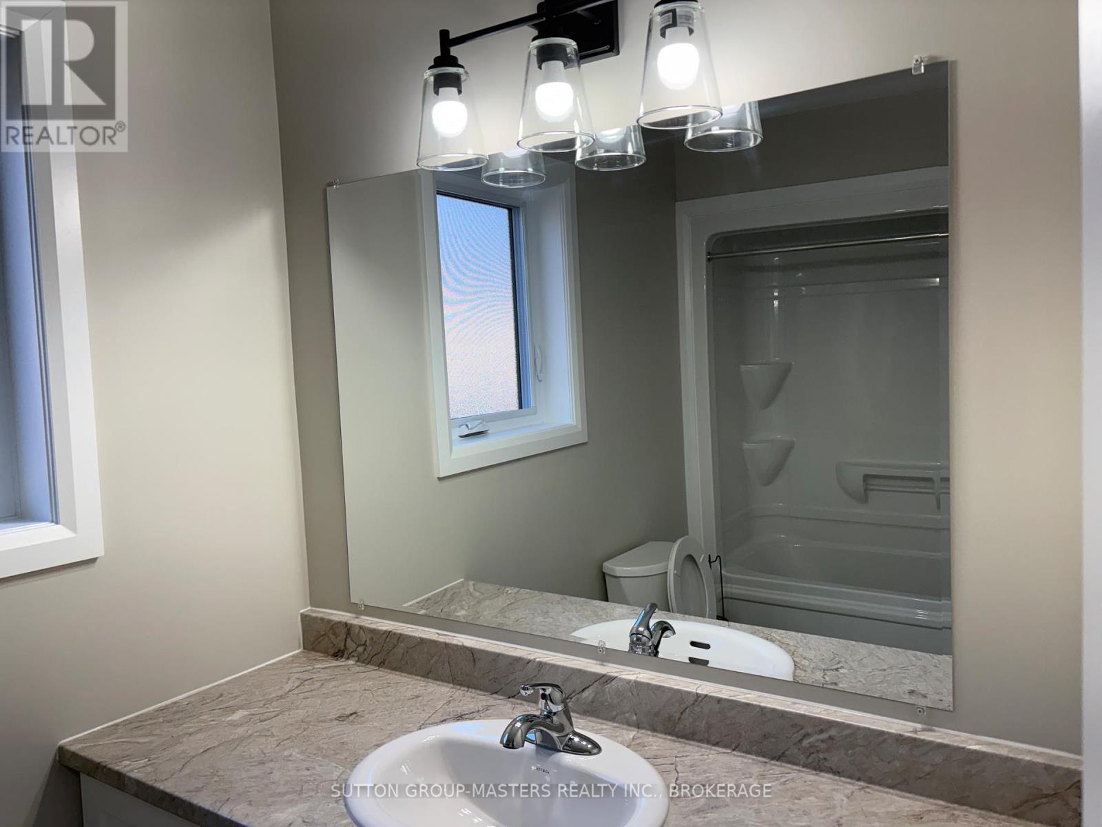 812 WINDERMERE DRIVE - Image 13
