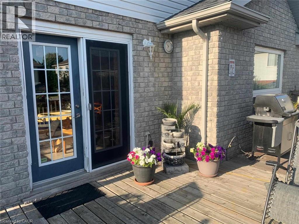 15 WAFFLER Crescent - 33