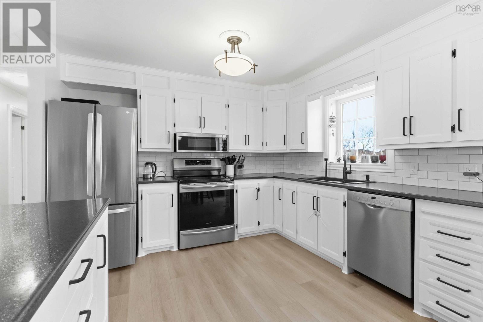 Property 38 of 38 of 65 Astral Drive