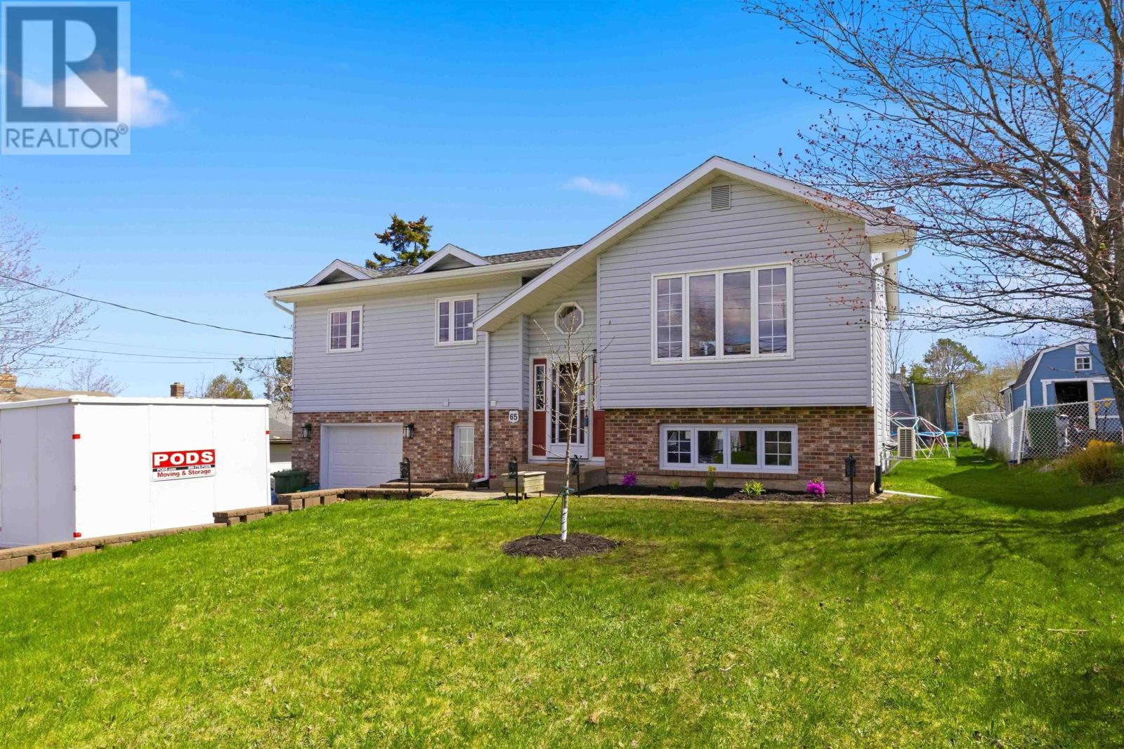 Property 24 of 38 of 65 Astral Drive