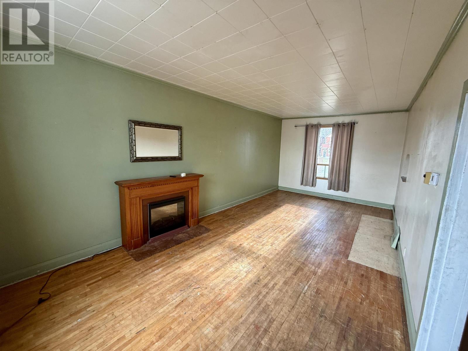 135 Norah ST N, Thunder Bay, Ontario, P7C4G9 — Photo 6