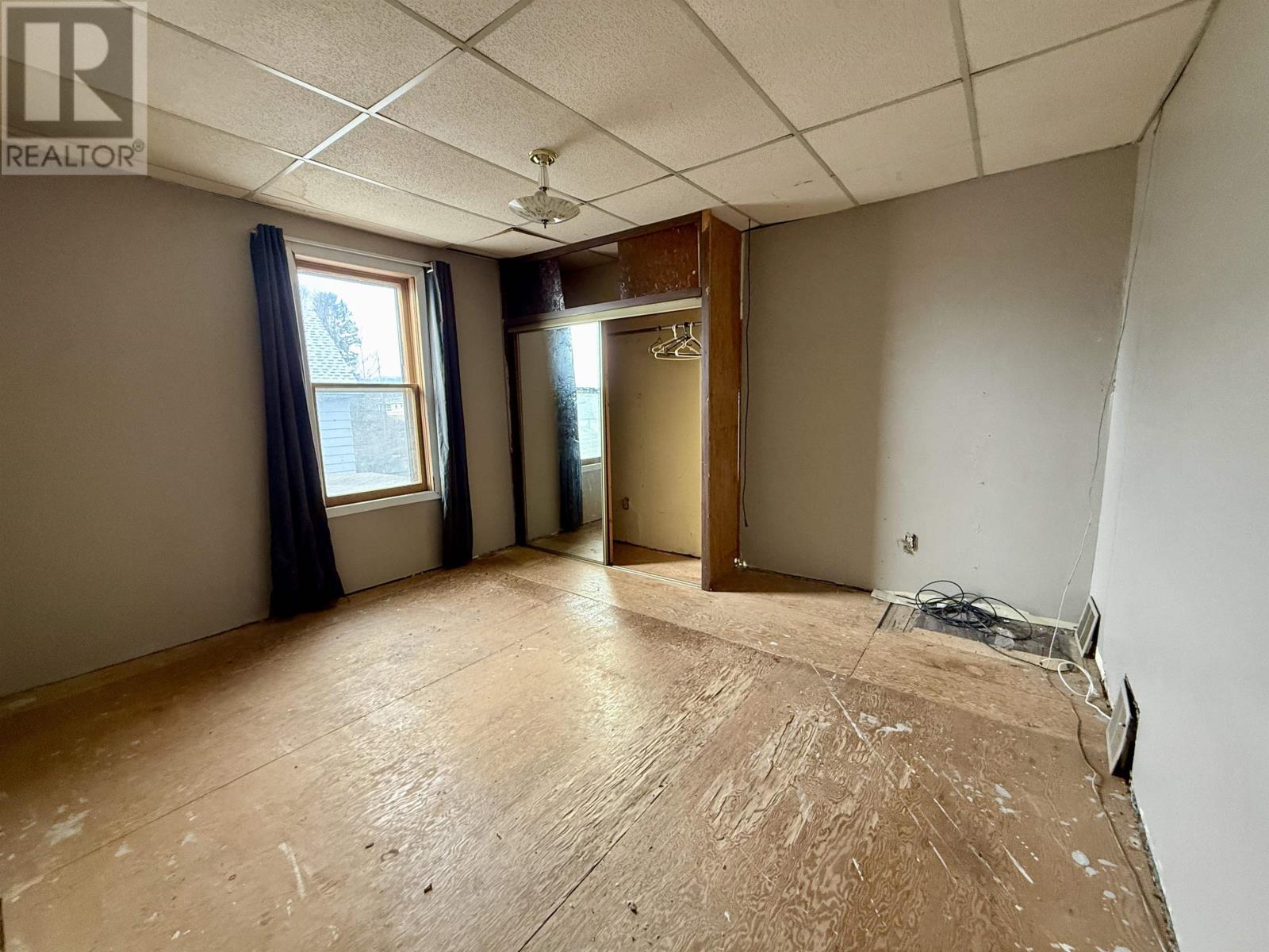 135 Norah ST N, Thunder Bay, Ontario, P7C4G9 — Photo 7
