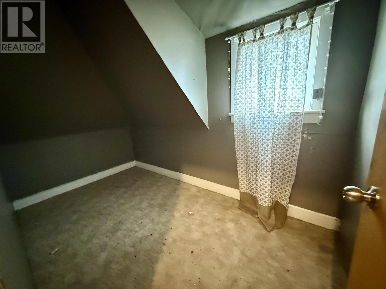 135 Norah ST N, Thunder Bay, Ontario, P7C4G9 — Photo 12