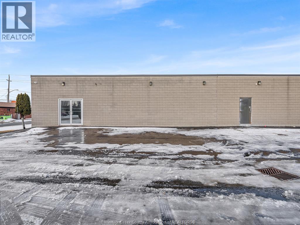 2451 Tecumseh ROAD West Unit# UNIT D1, Windsor, Ontario, N9B3R6 — Photo 5