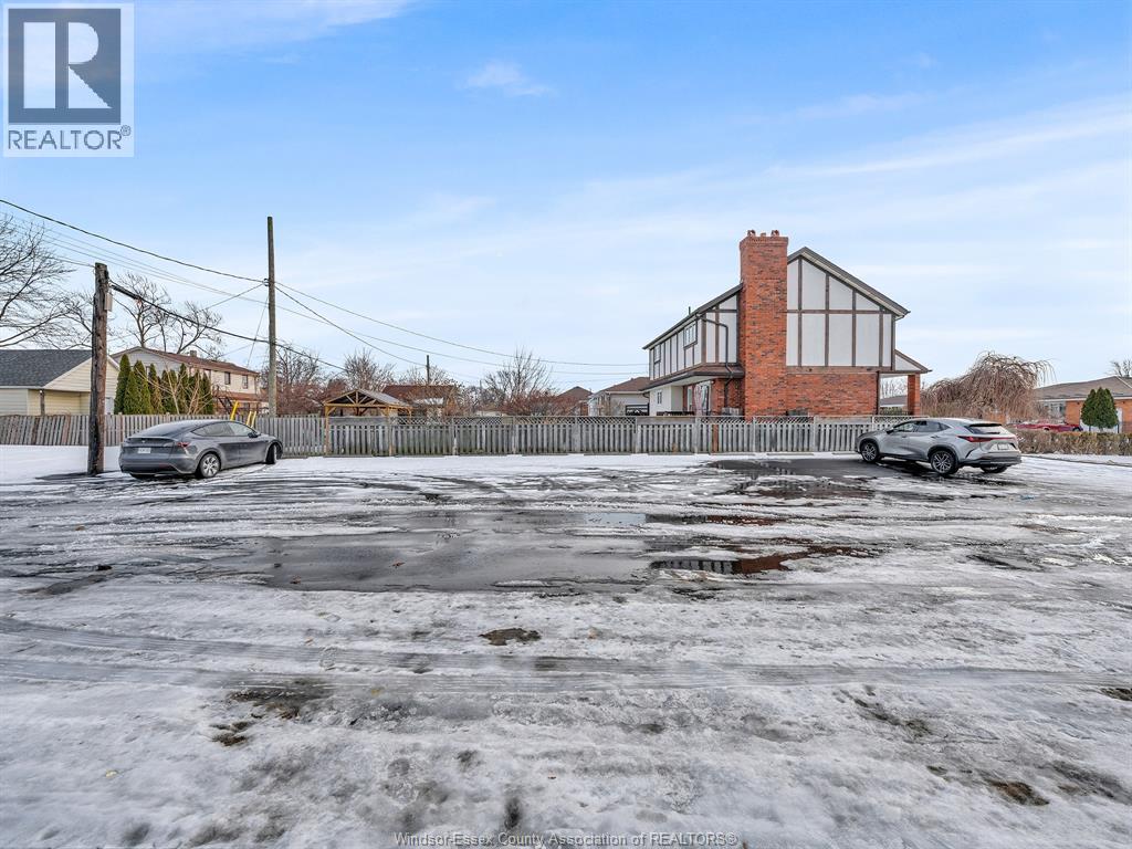 2451 Tecumseh ROAD West Unit# UNIT D1, Windsor, Ontario, N9B3R6 — Photo 7