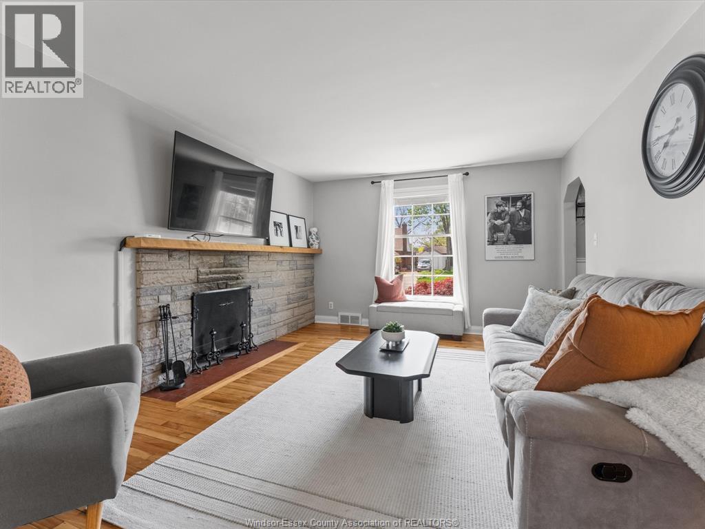 3128 Church STREET, Windsor, Ontario, N9E1V1 — Photo 42
