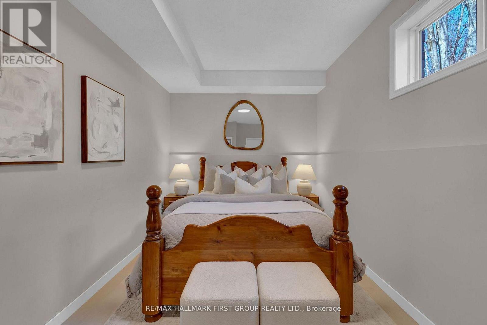 159 SANDRINGHAM DRIVE - 38