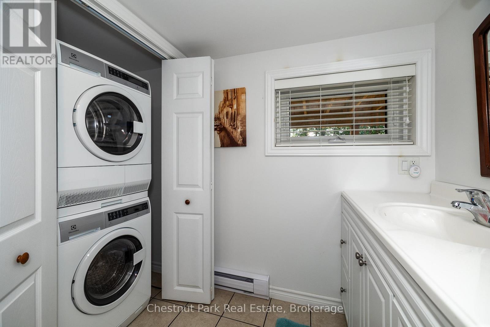 79 HOWARD BOWMAN DRIVE - 24