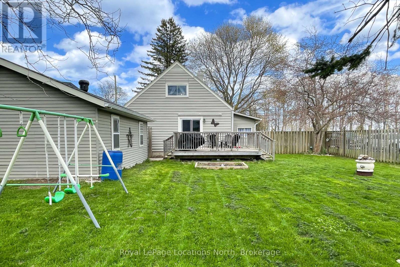 238 TROWBRIDGE STREET W - 10
