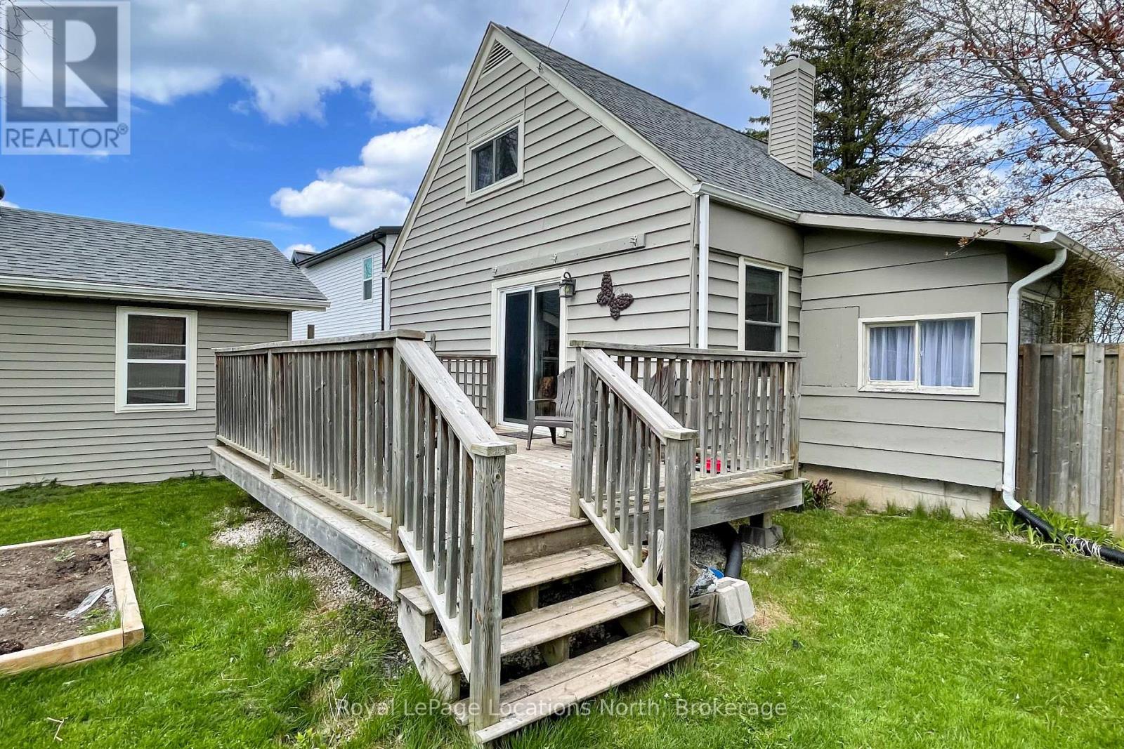 238 TROWBRIDGE STREET W - 16